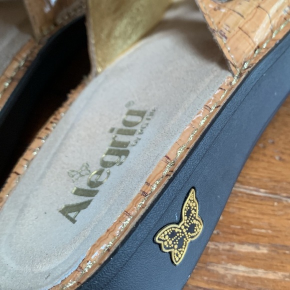 Alegria Fiona Sandals Women’s Patent Leather Tan Cork Print Platform Size 38 - Picture 13 of 14